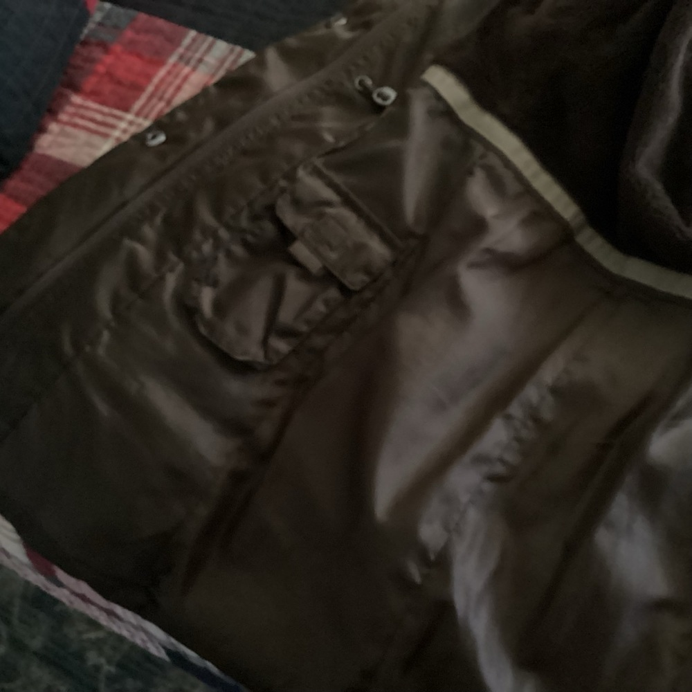 Jones New York Women’s Brown Puffy Coat.  Size M - Picture 10 of 10
